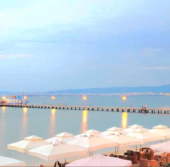 Sun Sea No 3 Daire Peraía Dış mekan fotoğraf